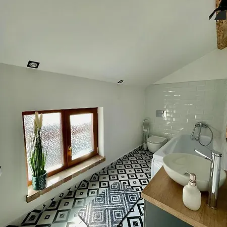 Adorable 3 Bedroom * Kaloşvar